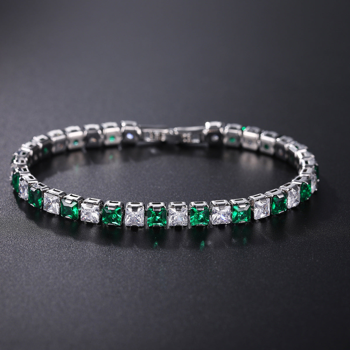 Bracciale quadrato diamante