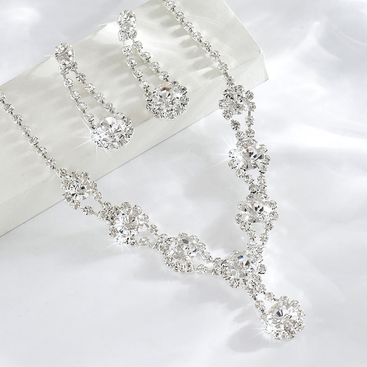 Set collana orecchini strass e cristallo