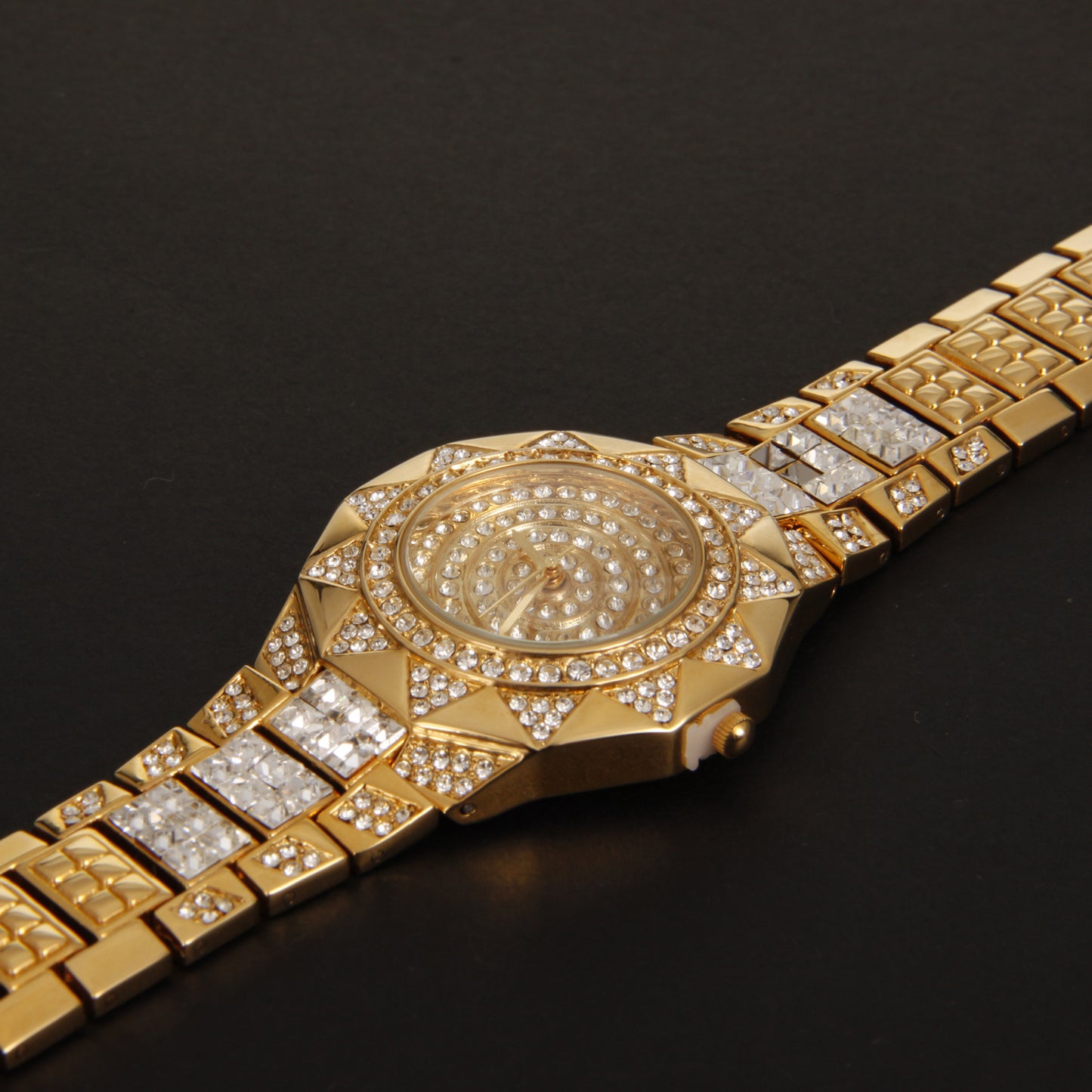 Orologio con quadrante floreale