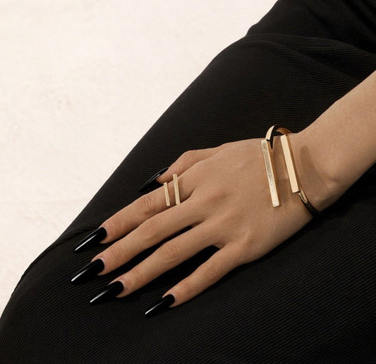 Bracciale quadrato regolabile