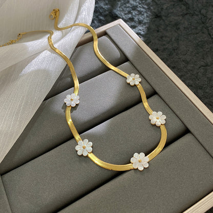 Collana madreperla bianca