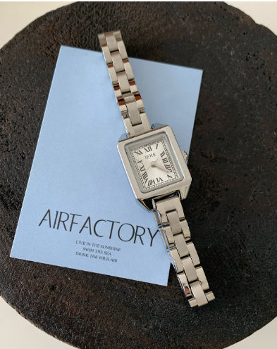 Orologio numeri romani retro piccolo