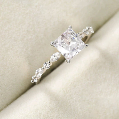 Anello zircone princess