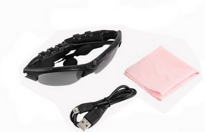 Occhiali da sole con auricolari