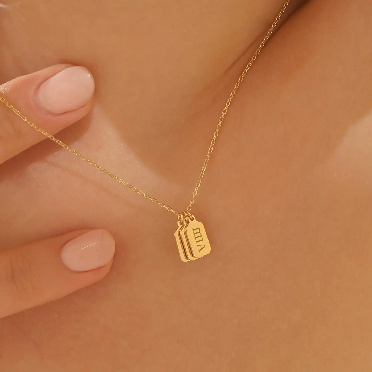 Collana nome inciso
