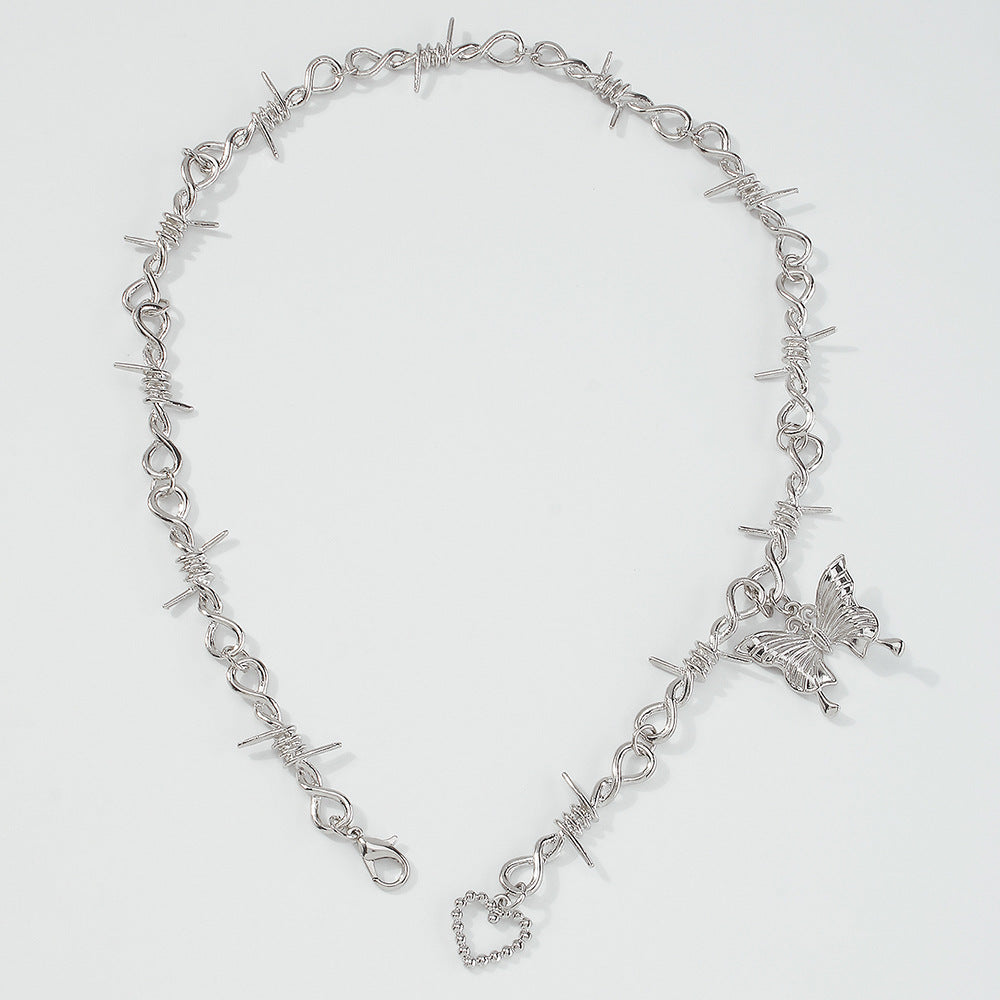 Collana lunga con farfalla