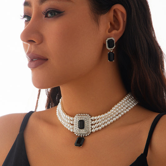 Collana di perle geometrica