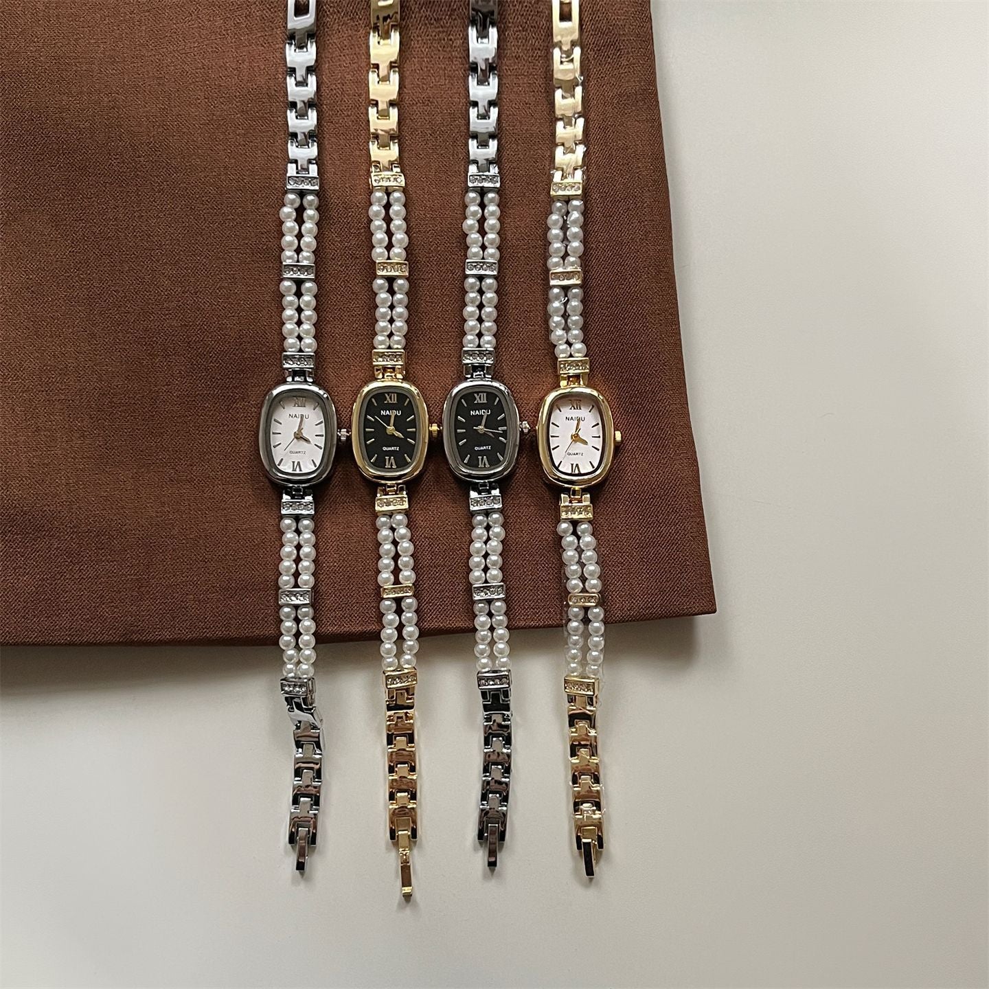 Orologio donna ovale perle