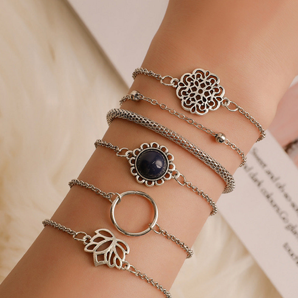 Bracciale geometrico traforato