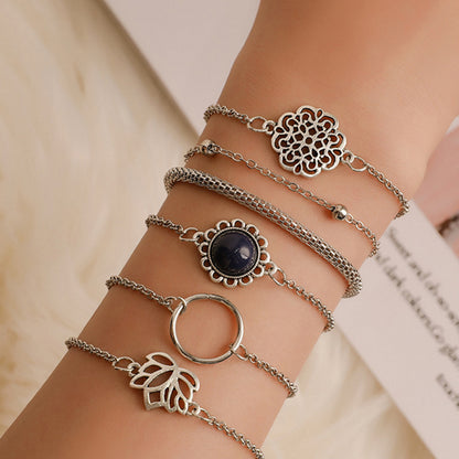 Bracciale geometrico traforato