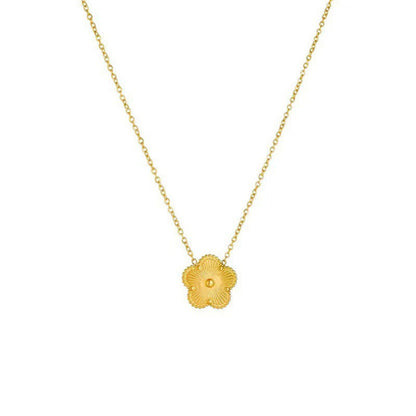 Collana con pendente da donna