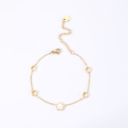 Collana fiore e guscio bianco