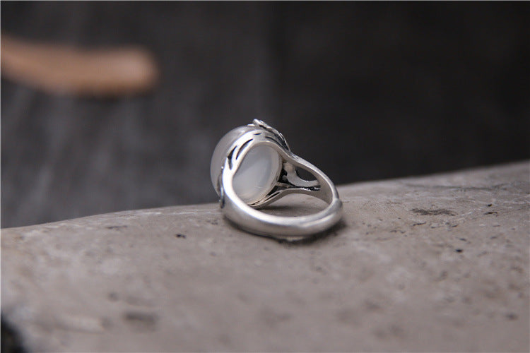 Anello loto calcedonio bianco
