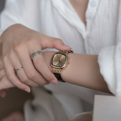 Orologio donna quadrato retrò minimalista