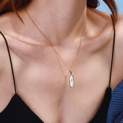 Collana di perle corta