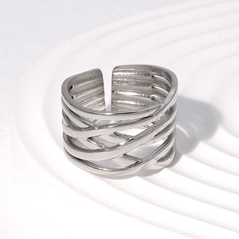 Anello geometrico titanio lineare