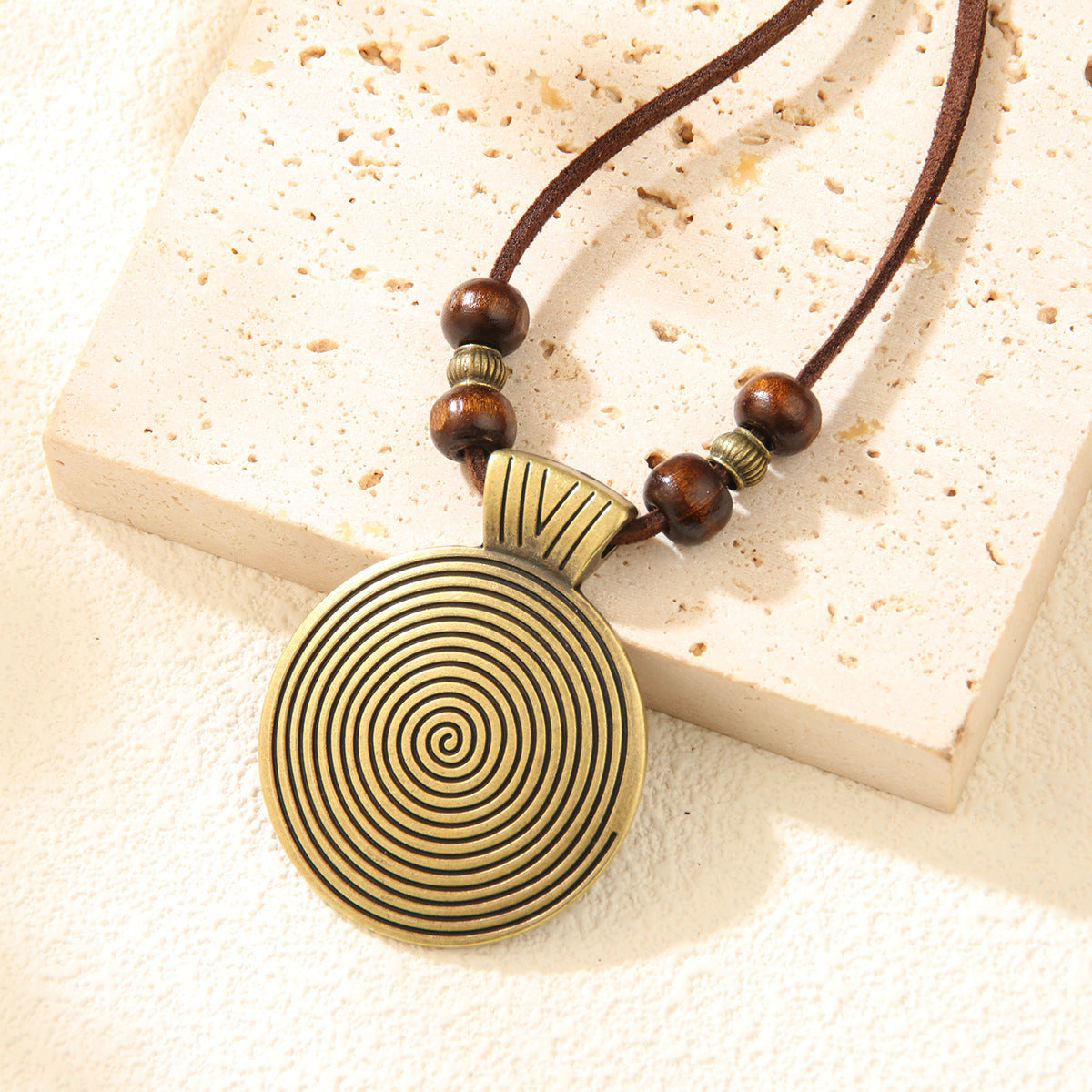 Collana Pelle Etnica