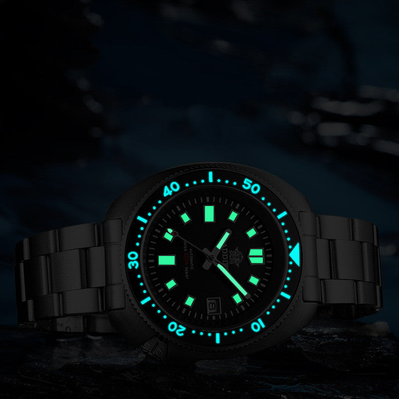 Orologio subacqueo luminoso