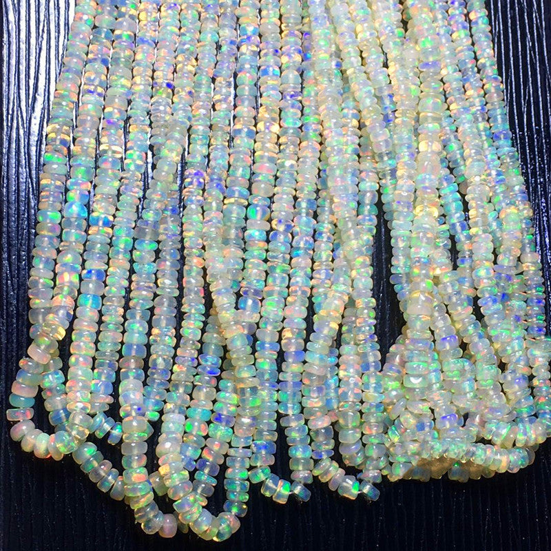 Collana opale cielo stellato