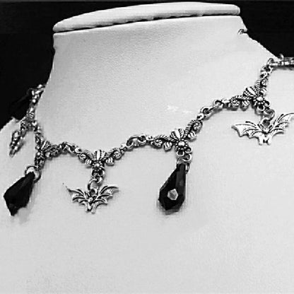 Collana pipistrello gotica punk