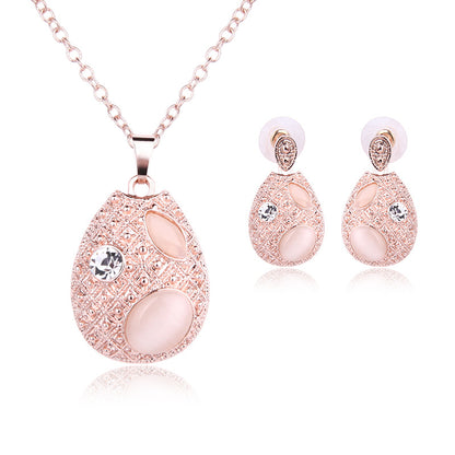 Collana e orecchini opale ovale