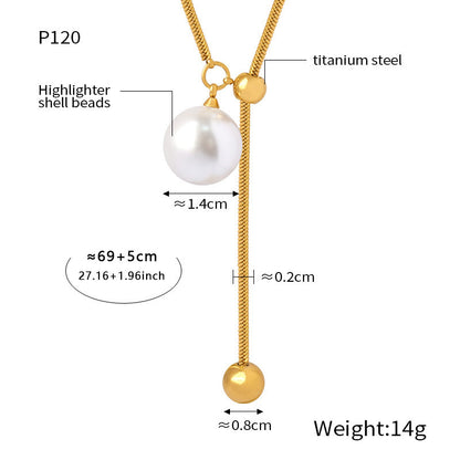 Collana con pendente a nappa
