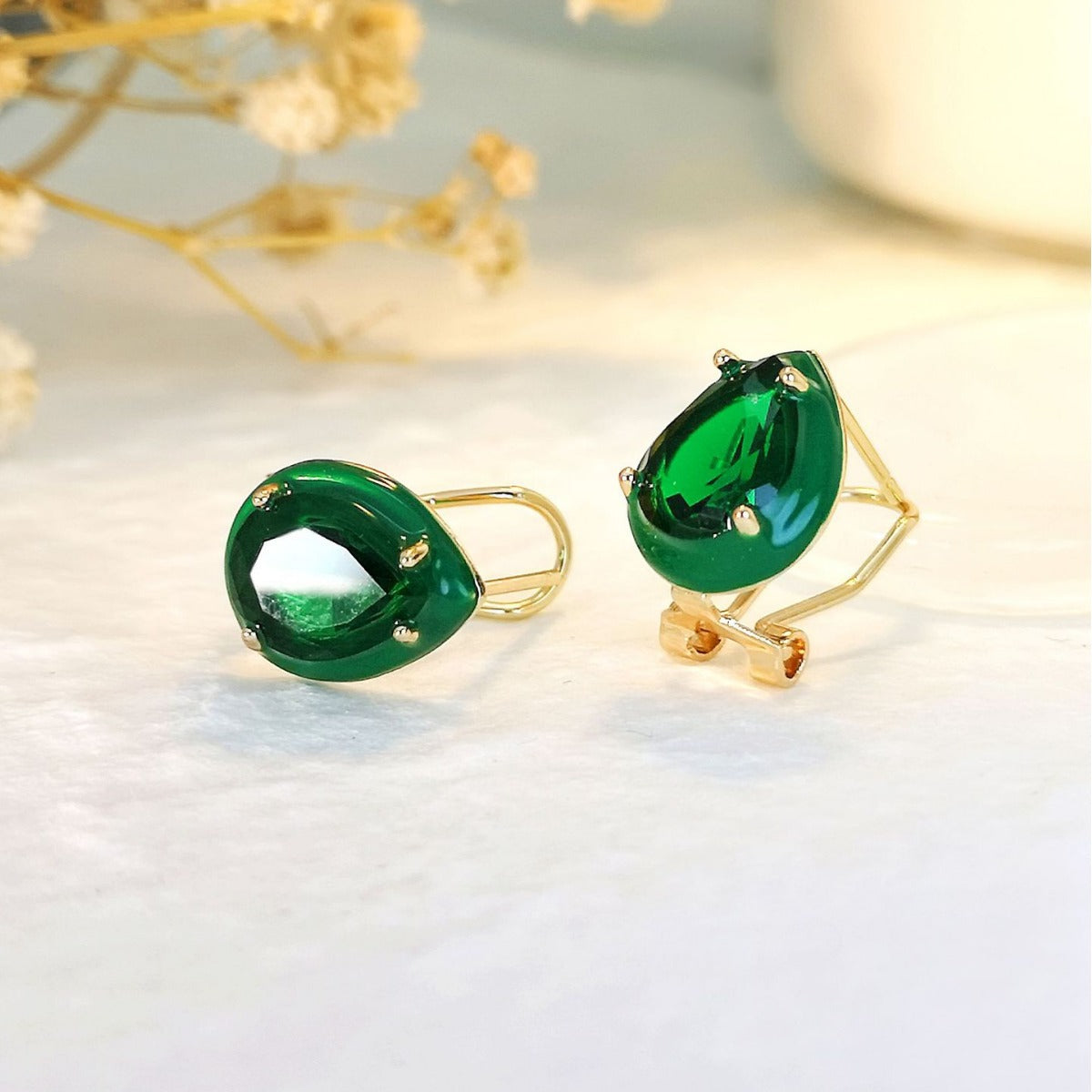 Clip orecchio goccia con zirconi