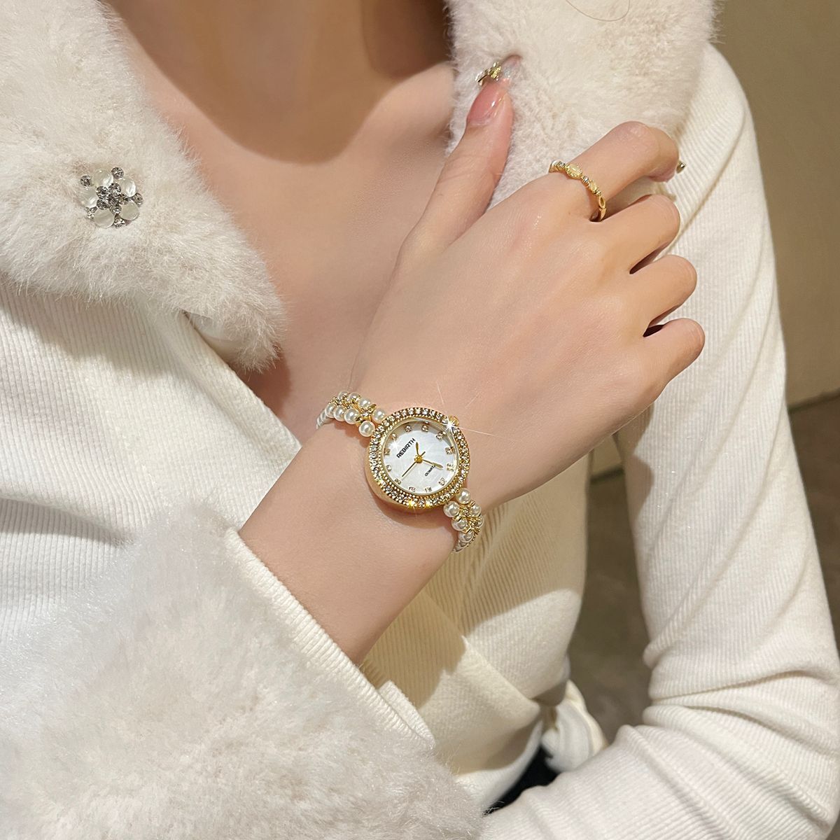 Orologio bracciale donna perle vintage