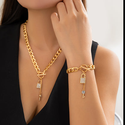 Set collana e bracciale cuore da donna