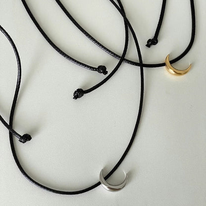 Collana luna in pelle