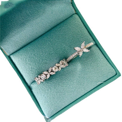 Anello foglia ovale