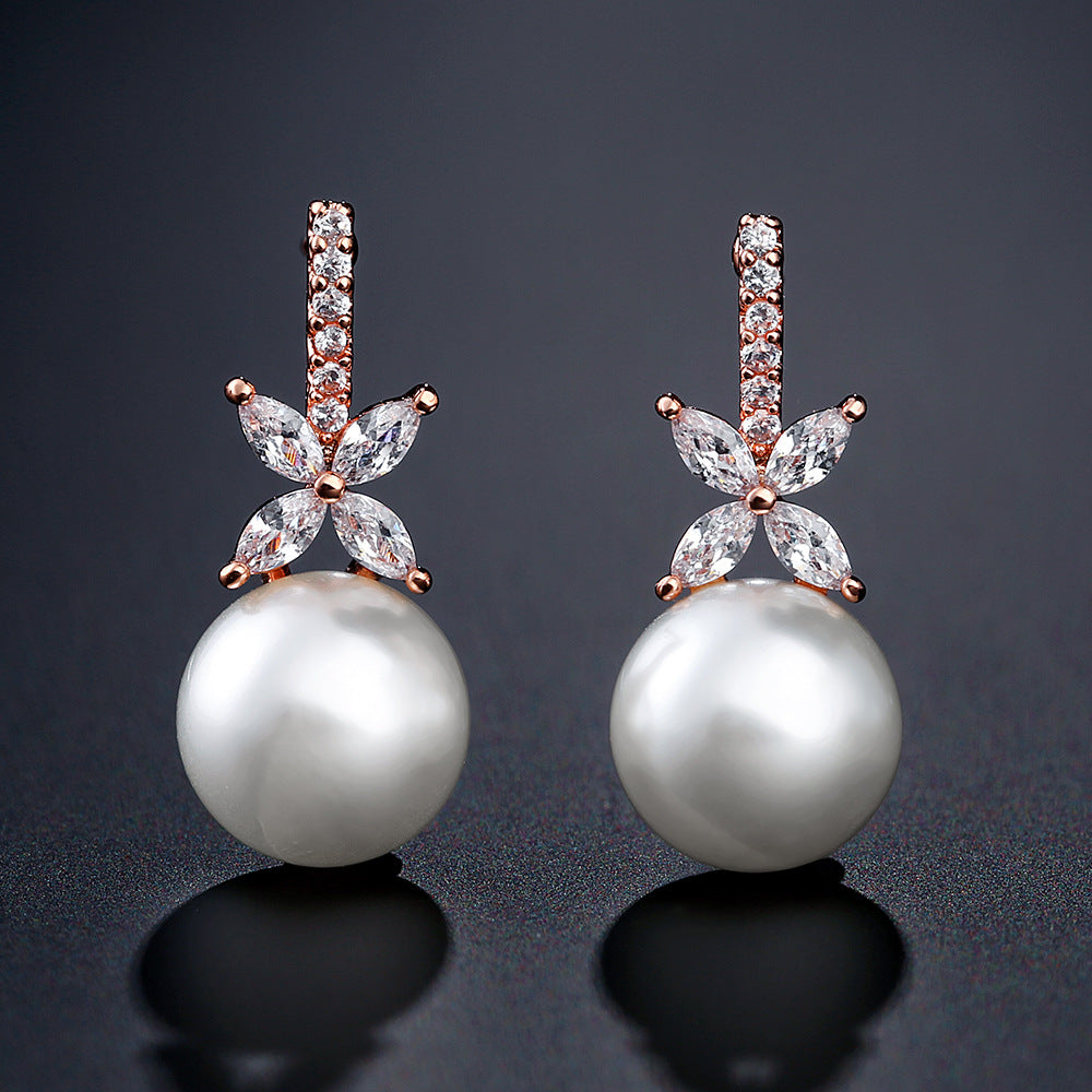 Orecchini zircone con intarsi micro