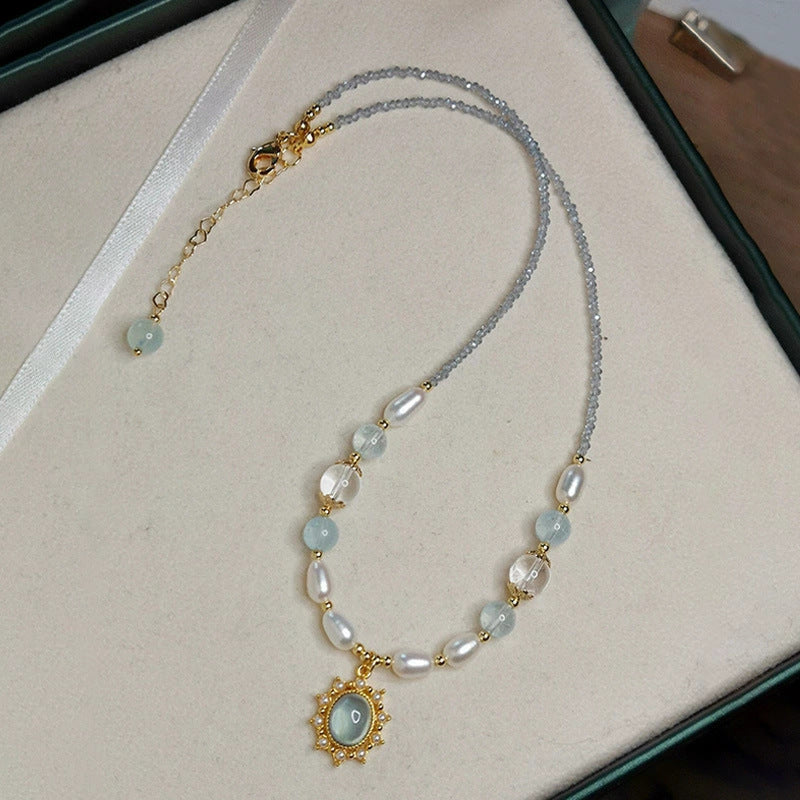 Collana corta di design