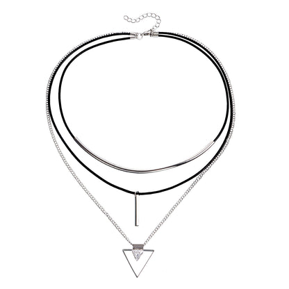 Collana pelle triangolo con zirconi