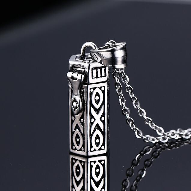 Collana ciondolo scatola vintage