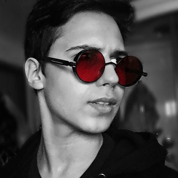 Occhiali da sole retrò hipster punk