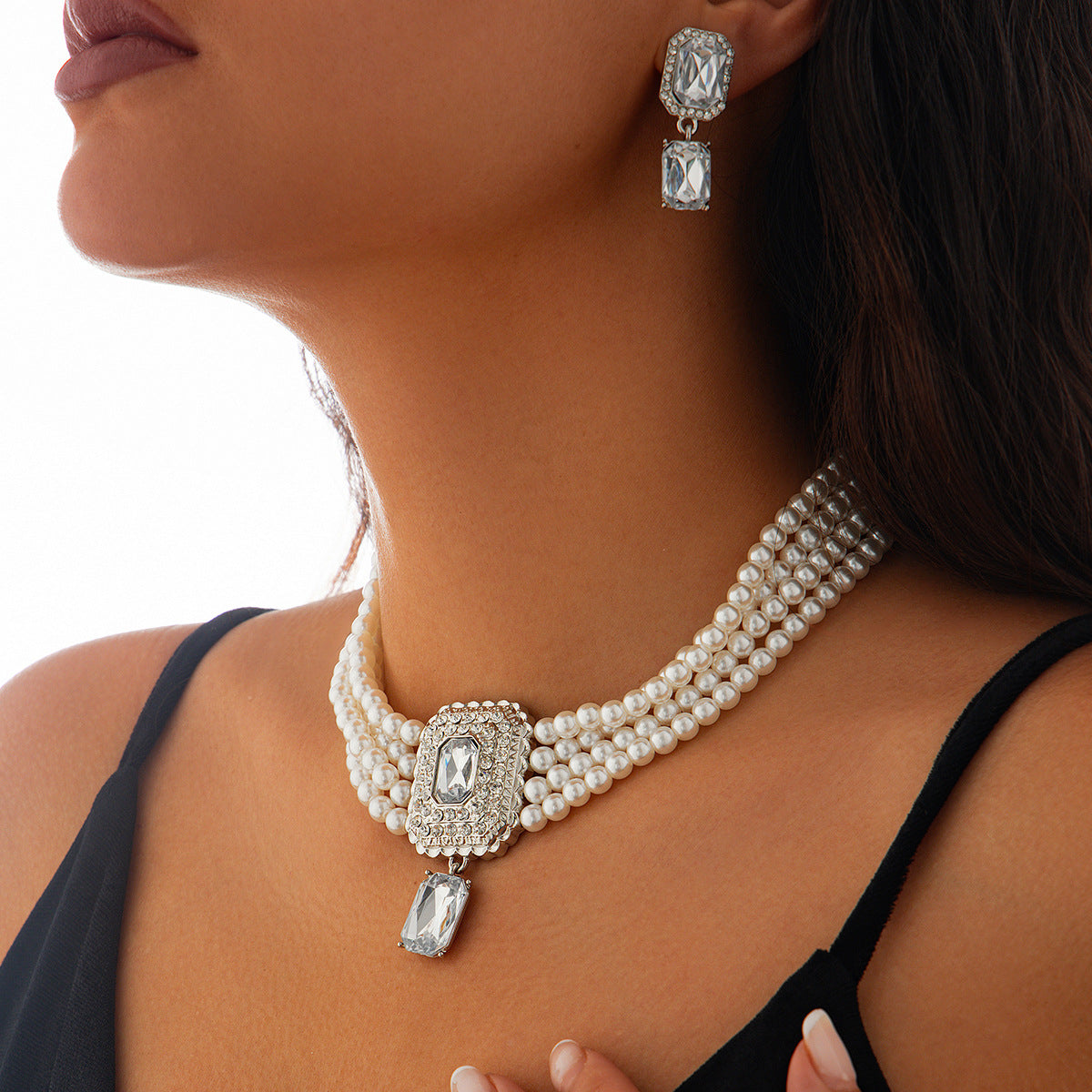 Collana di perle geometrica