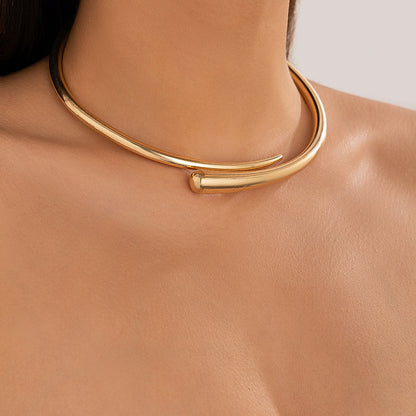 Bracciale e collana geometrica