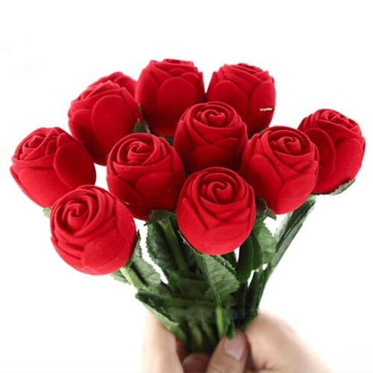 Anello rosa rosso