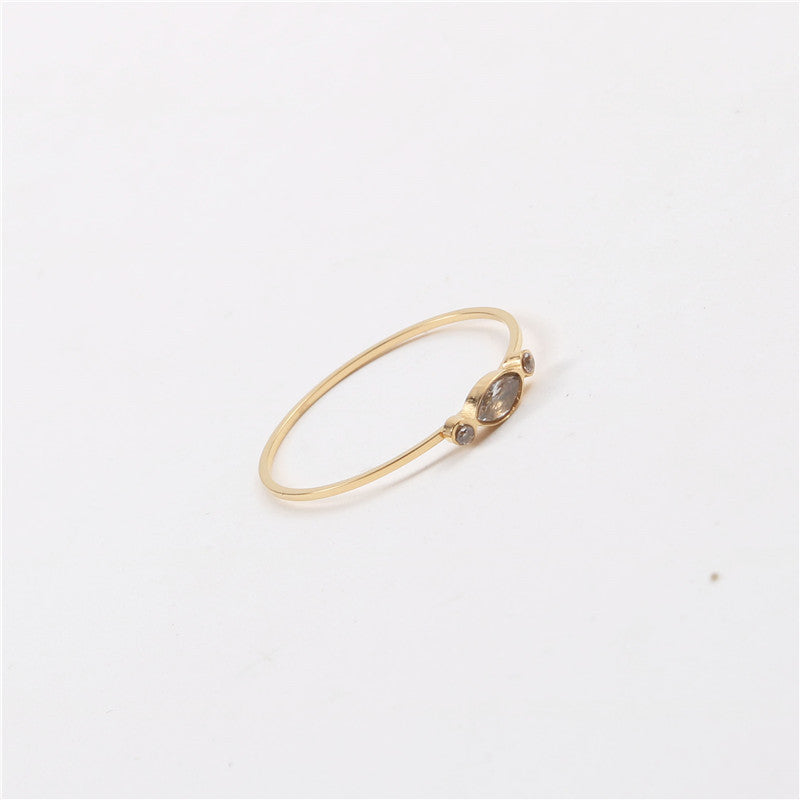 Anello zirconi giapponese