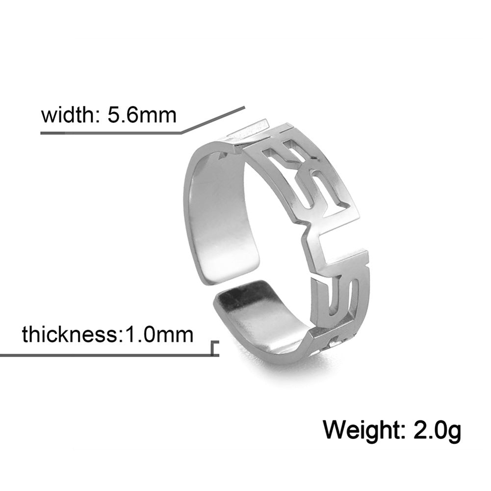Anello con lettere incise