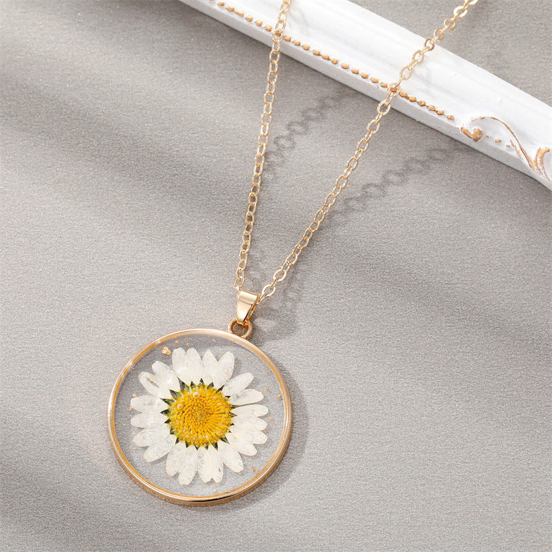 Collana fiori secchi in resina
