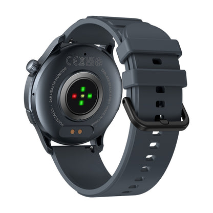 Smartwatch monitoraggio salute con tracciamento fitness