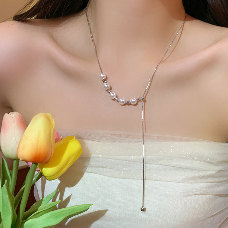 Collana di perle minimal