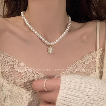 Collana di perle minimal