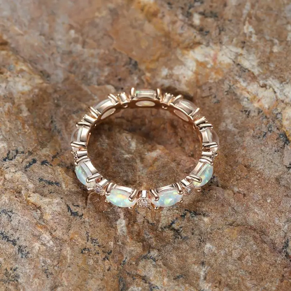 Anello infinito opale
