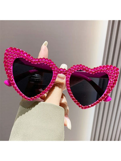 Occhiali da sole cat-eye da donna con cuore