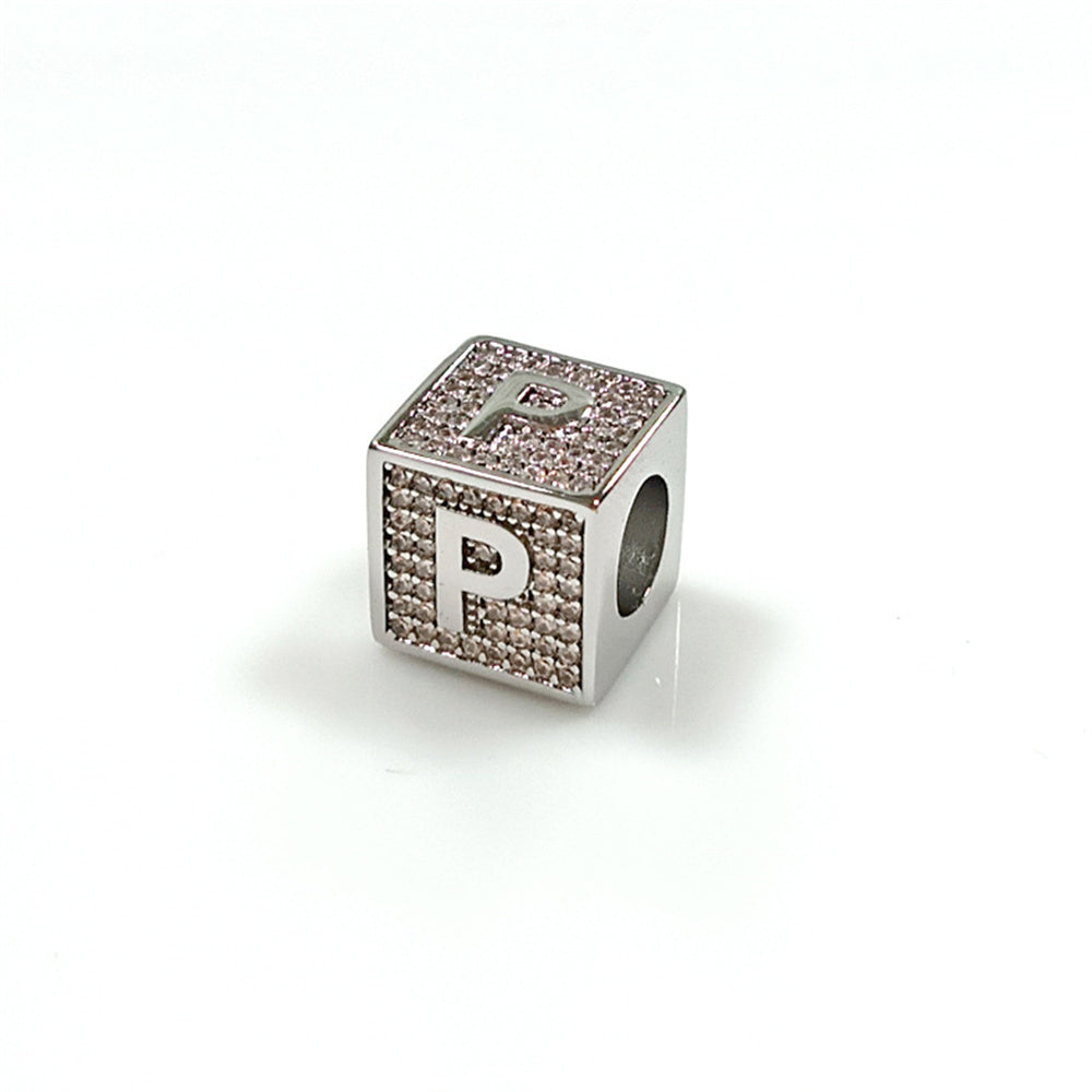 Ciondolo lettera stereo