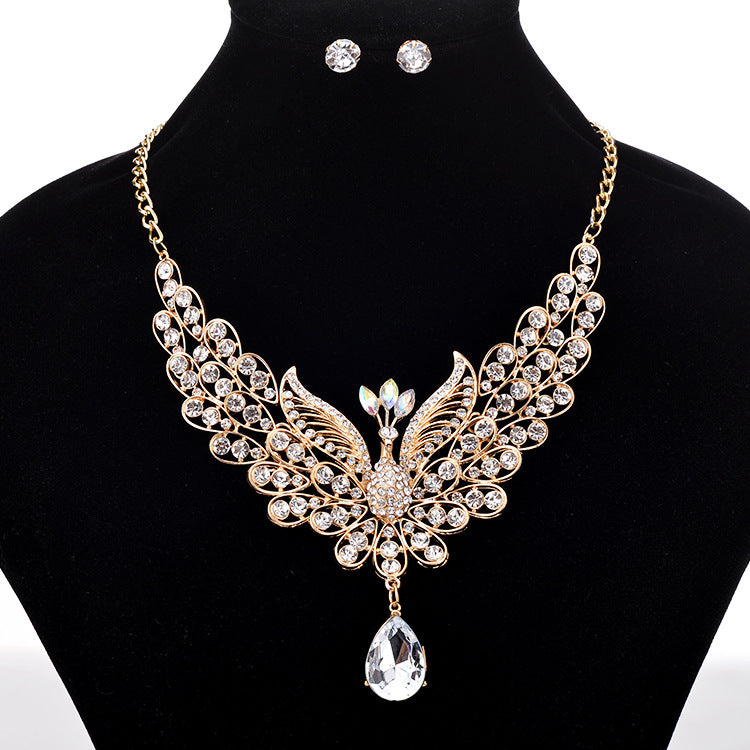 Collana con ciondoli a goccia