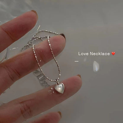 Collana opale cuore con ciondolo